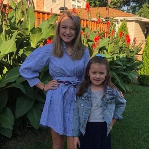 Meet your Posher, Olivia - Picture 1 of 1